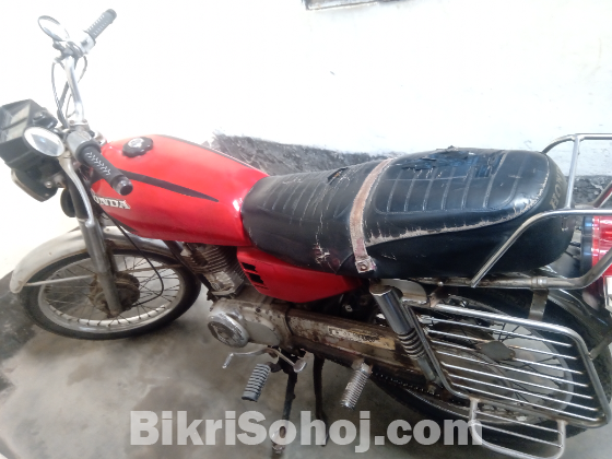 Honda cz 125